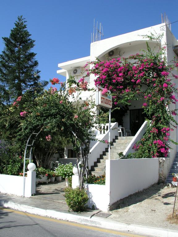 Studios George Palaiochora Phòng bức ảnh